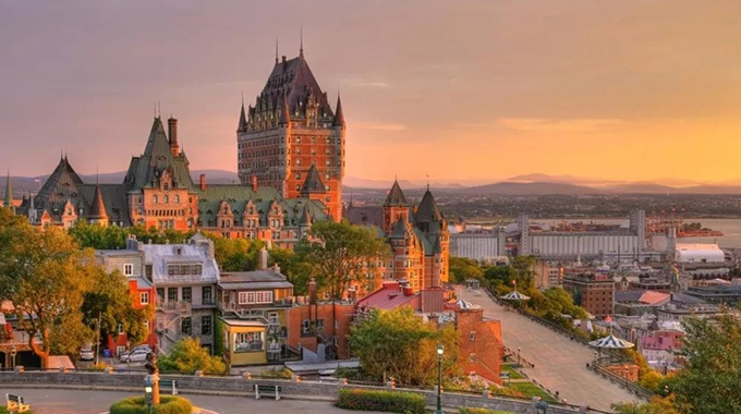 加拿大萨省商业移民